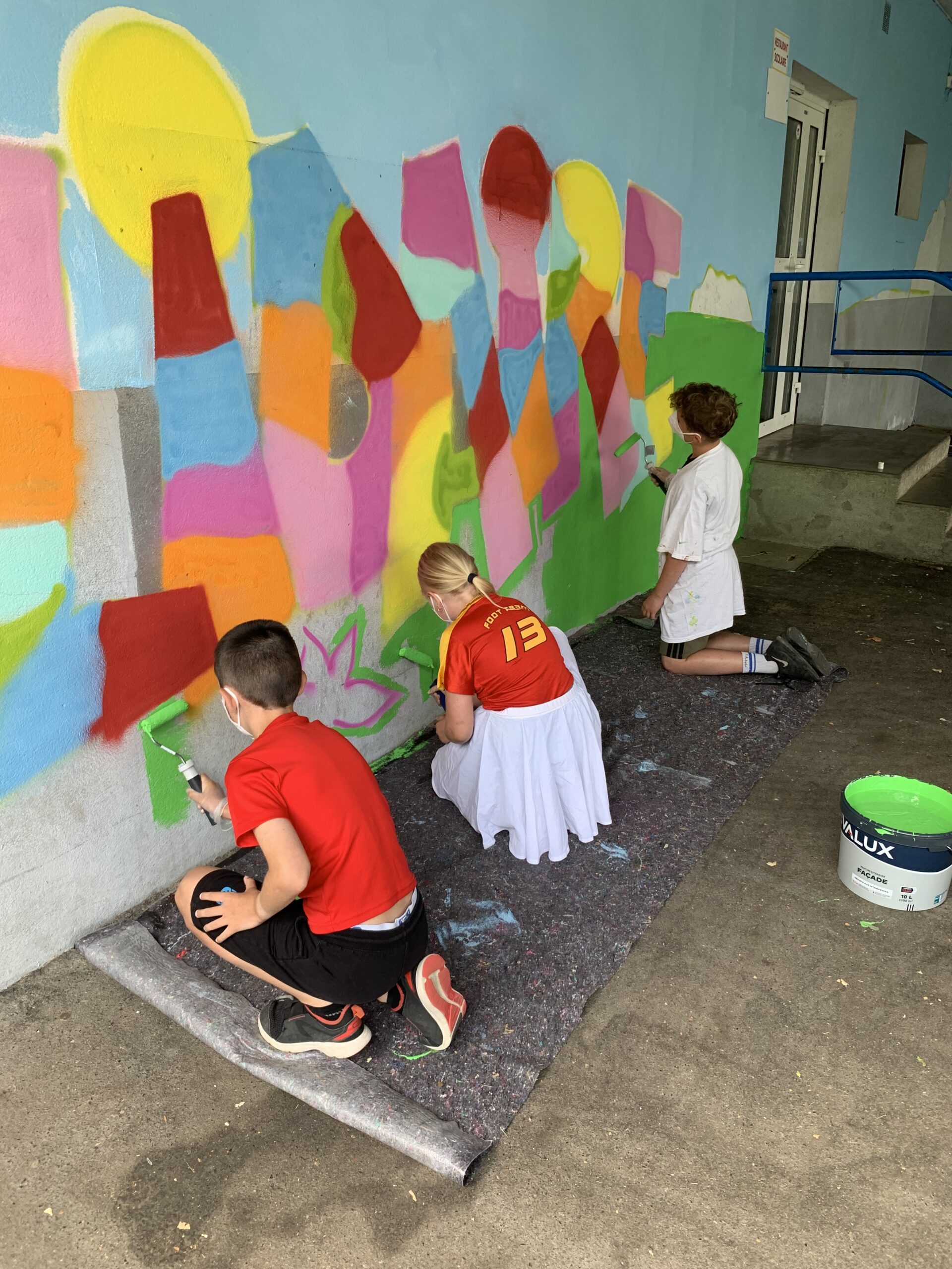 Atelier fresque participative et inclusive en milieu scolaire Bretagne